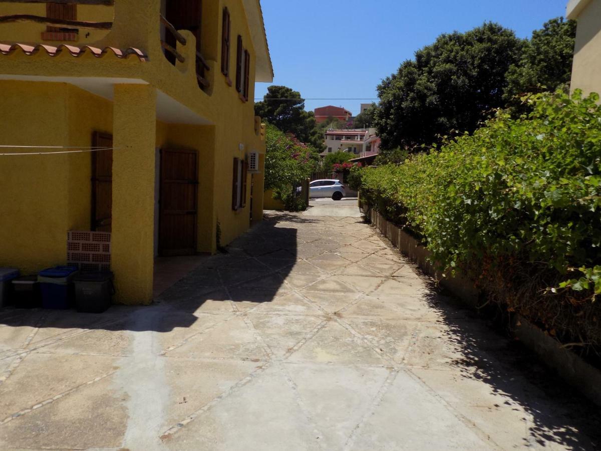 Casa Vacanze Gardenia Solanas  Buitenkant foto