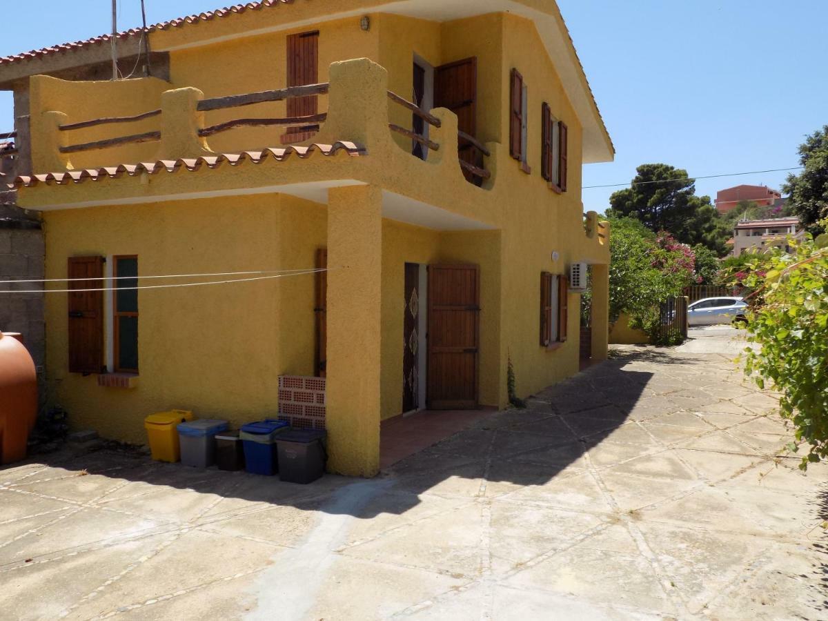 Casa Vacanze Gardenia Solanas  Buitenkant foto