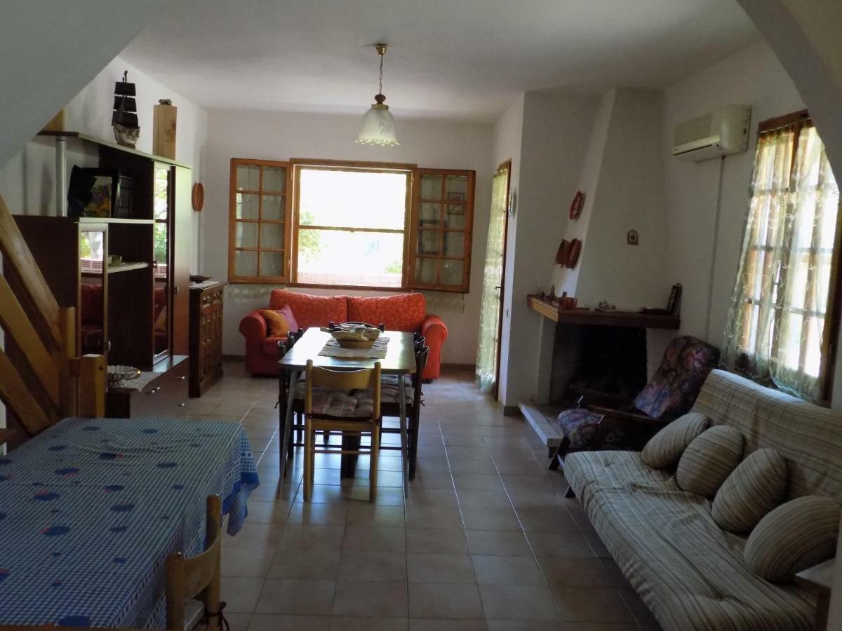 Casa Vacanze Gardenia Solanas  Buitenkant foto